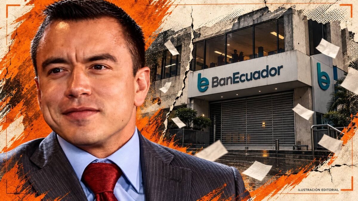 Fotografía del documento oficial del Decreto Ejecutivo 521 firmado por Daniel Noboa que crea el programa Emprende Violeta Micro.