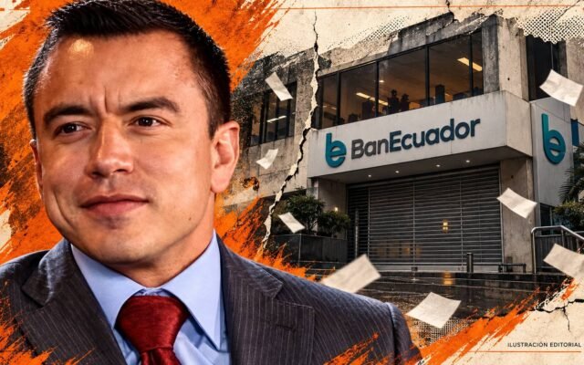 Fotografía del documento oficial del Decreto Ejecutivo 521 firmado por Daniel Noboa que crea el programa Emprende Violeta Micro.